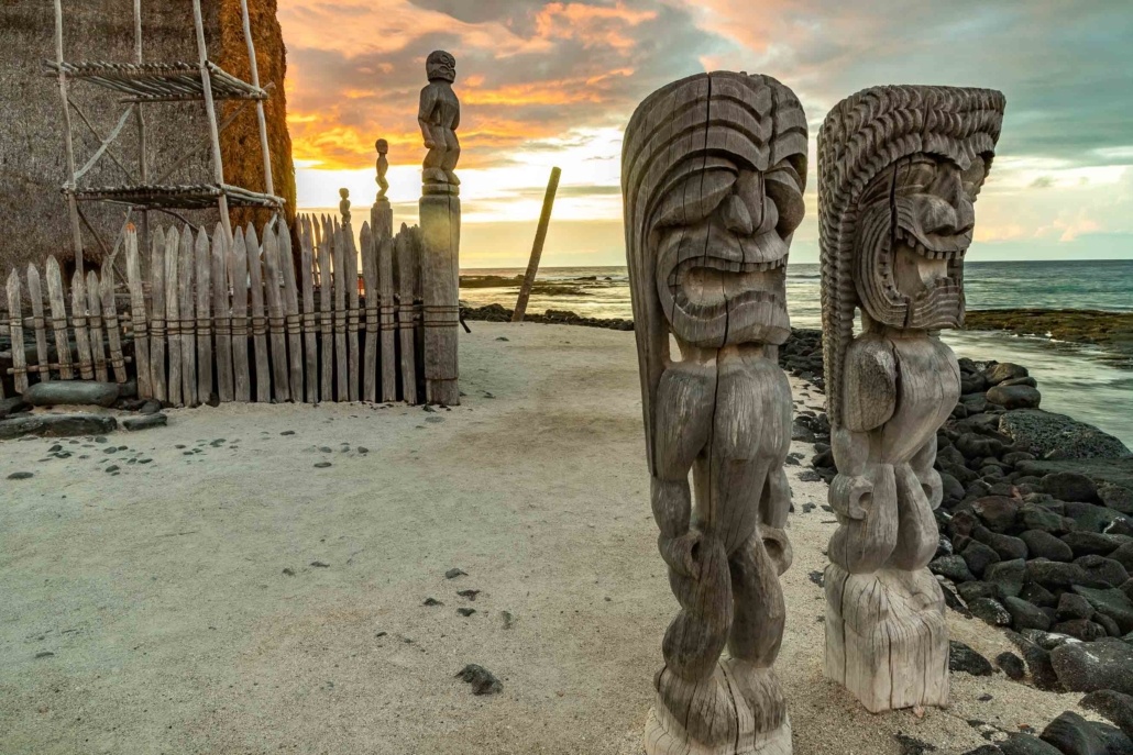 Place-of-Refuge-Heiau-and-Carvings-Sunset-Kona-Coast-Big-Island-1030x687
